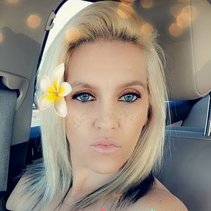 Meet your Posher, Randi